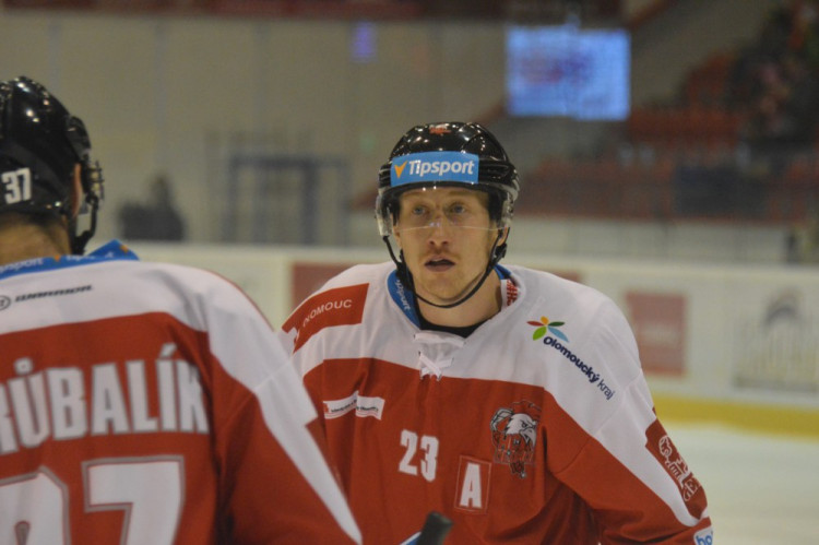 FOTOGALERIE: Braňo Konrád udržel čisté konto. Olomouc vyhrála nad Jihlavou 3:0