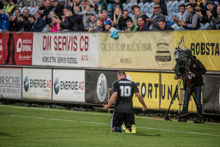 Dynamo porazilo ve šlágru kola Opavu 2:1 a ve ligu