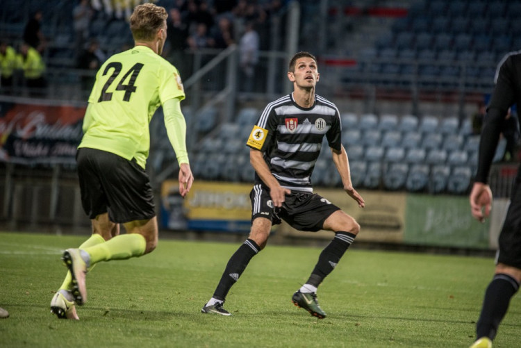 Dynamo porazilo ve šlágru kola Opavu 2:1 a ve ligu