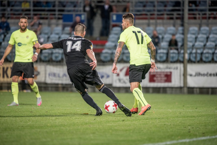 Dynamo porazilo ve šlágru kola Opavu 2:1 a ve ligu