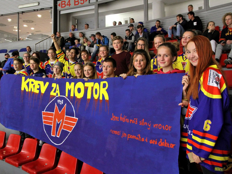 Motoru tentokrát fandili deváťáci ze Základní školy Dukelská v Českých Budějovicích