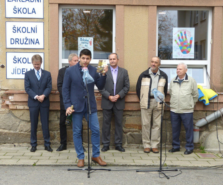 Oslavy 90. výročí nové budovy ZŠ Dolní Cerekev