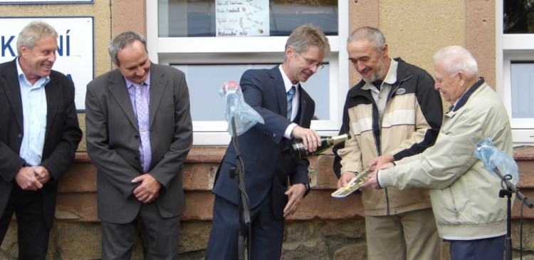 Oslavy 90. výročí nové budovy ZŠ Dolní Cerekev