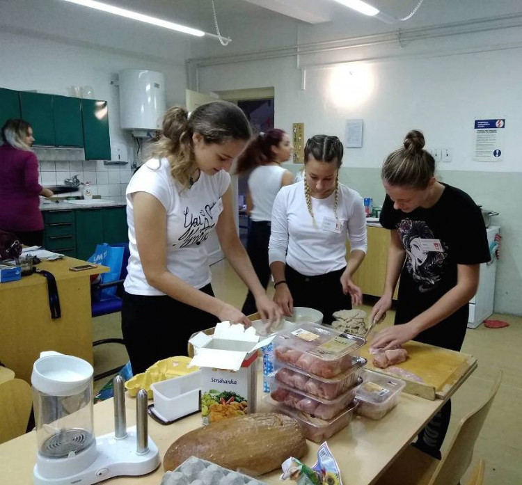 Oslavy 90. výročí nové budovy ZŠ Dolní Cerekev