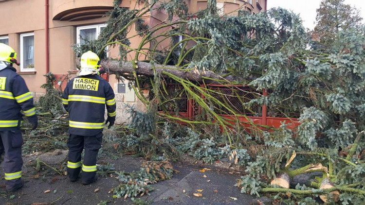 Silný vítr komplikuje život na Liberecku