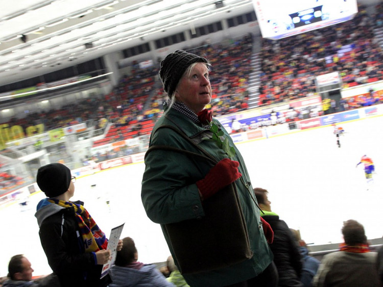 Motor věnoval pondělní utkání dámám