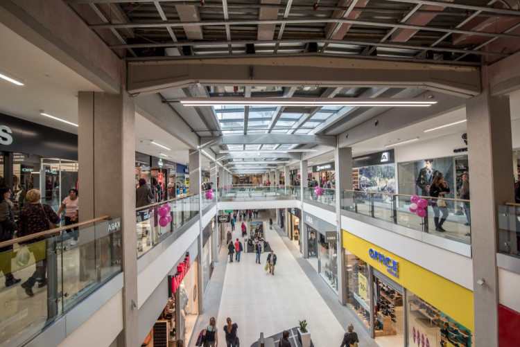 Slavnostní otevření nového IGY přilákalo stovky Budějčáků.