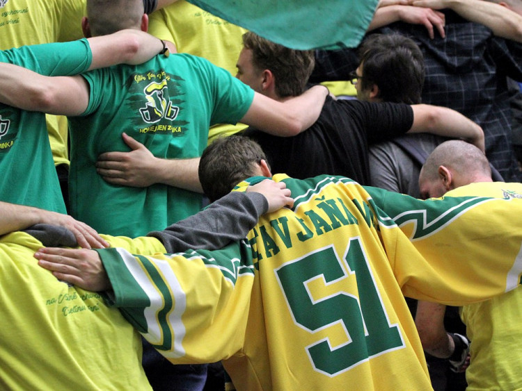 Zachyceno v hostujícím kotli... :-)