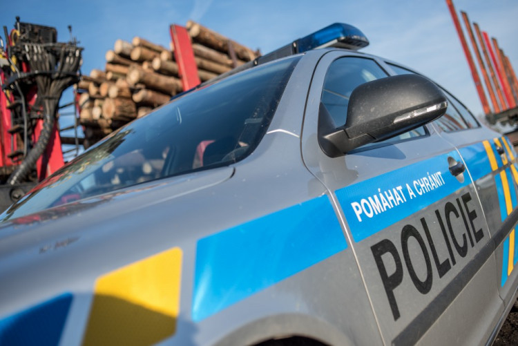 Policisté se zaměřili na nákladní auta