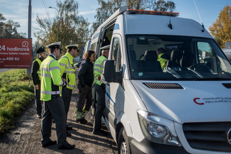 Policisté se zaměřili na nákladní auta