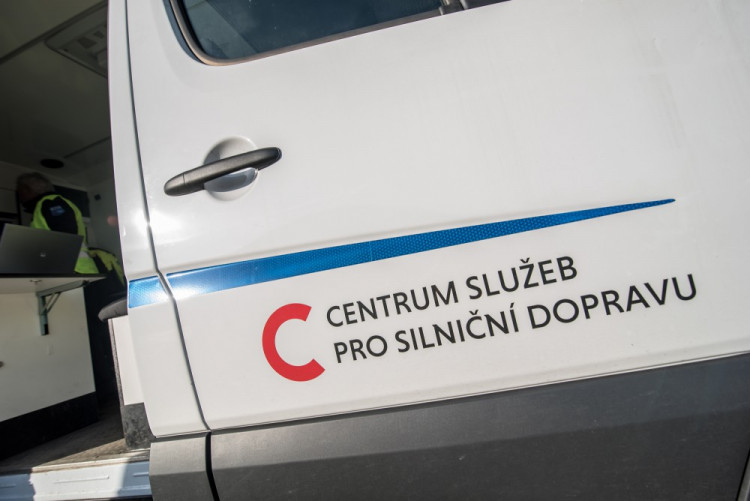 Policisté se zaměřili na nákladní auta