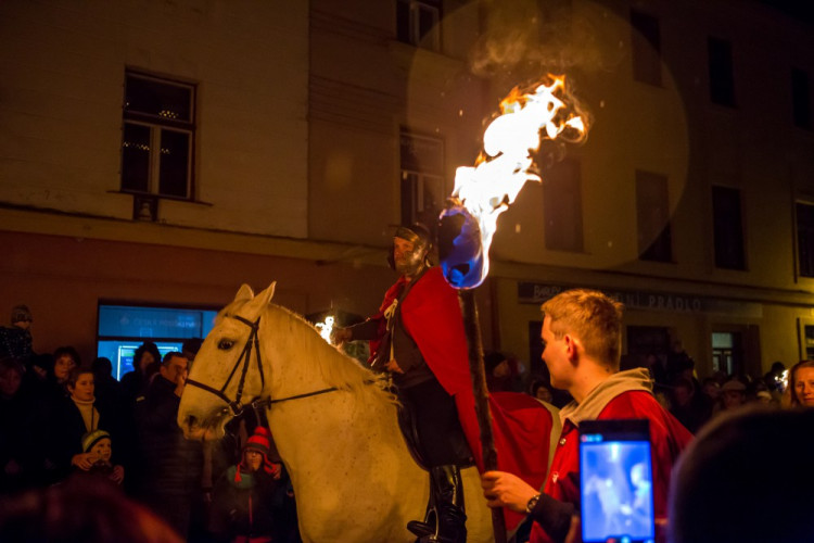 Svatomartinský průvod a ohňostroj