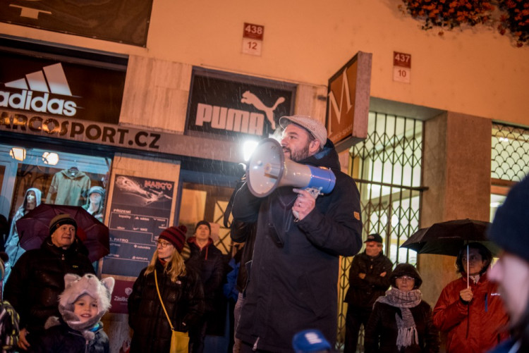 Rozsviťme demokracii v Českých Budějovicích