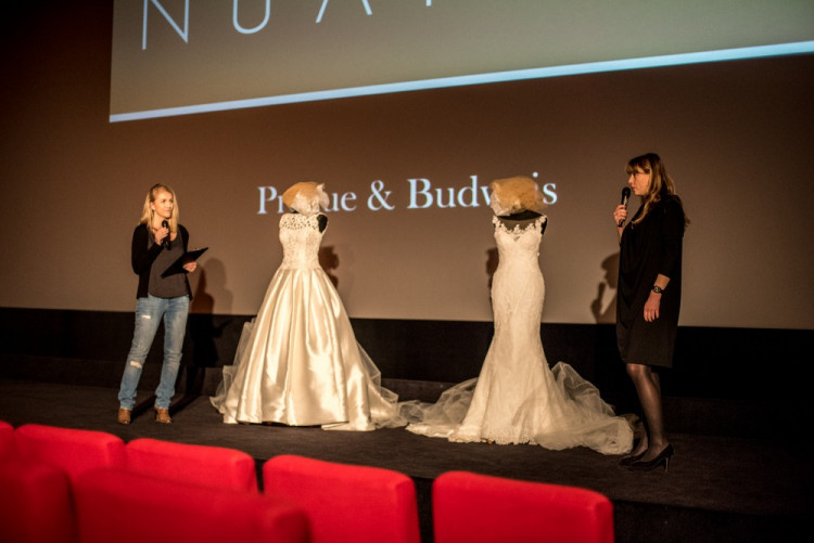 Listopadová Dámská jízda v CineStaru