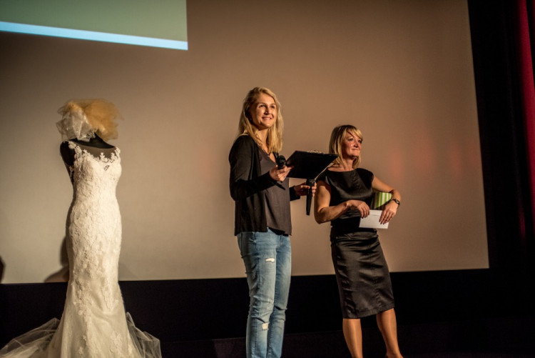 Listopadová Dámská jízda v CineStaru