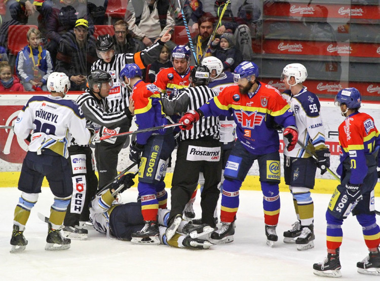 Další z potyček v útočném pásmu Kladna