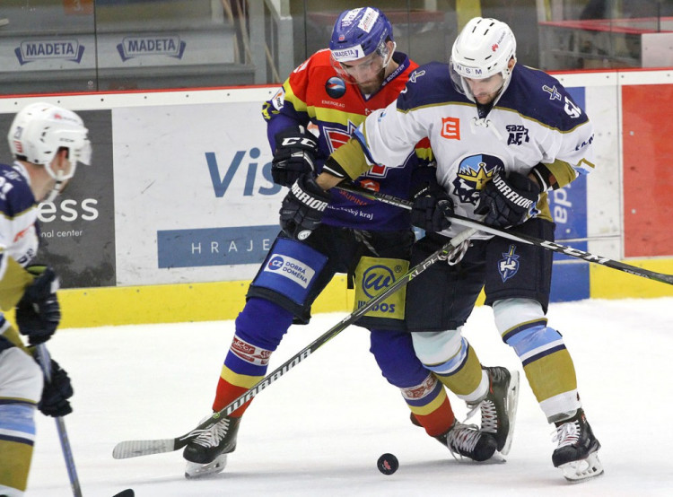 Přetlačovaná Filipa Vlčka s Petrem Štindlem