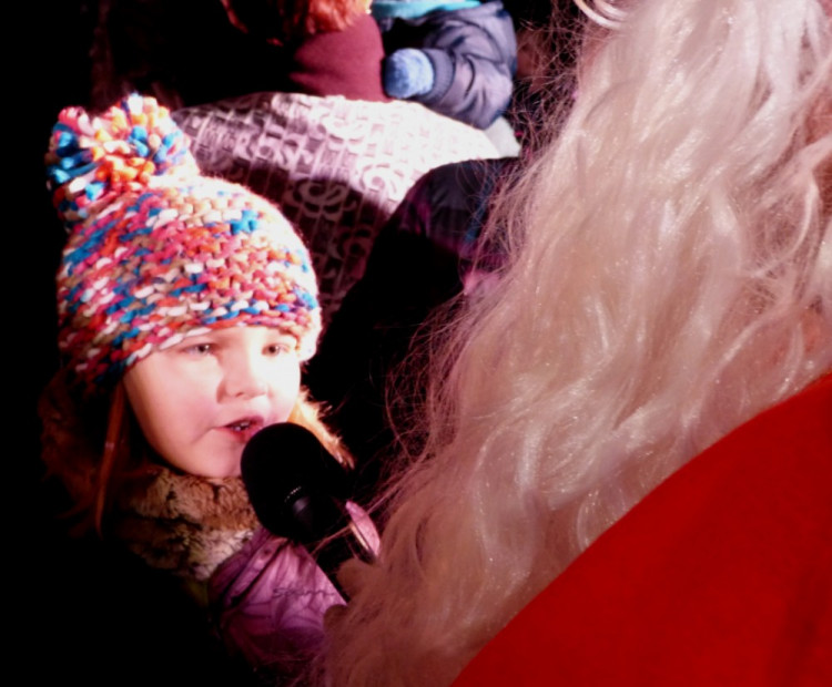 Rozsvícení vánočního stromečku v Cejli na Jihlavsku