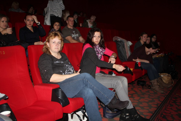 Prosincová Dámská jízda v CineStaru