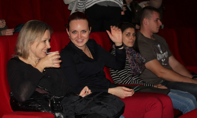 Prosincová Dámská jízda v CineStaru