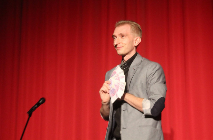 Prosincová Dámská jízda v CineStaru