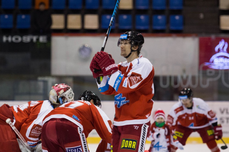 FOTOGALERIE: Kohouti přehráli doma tygry z Liberce 4:1, krásnými góly se zaskvěli Laš a Burian