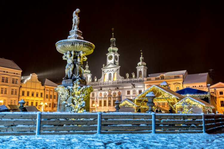 Noční České Budějovice pod sněhem 2017