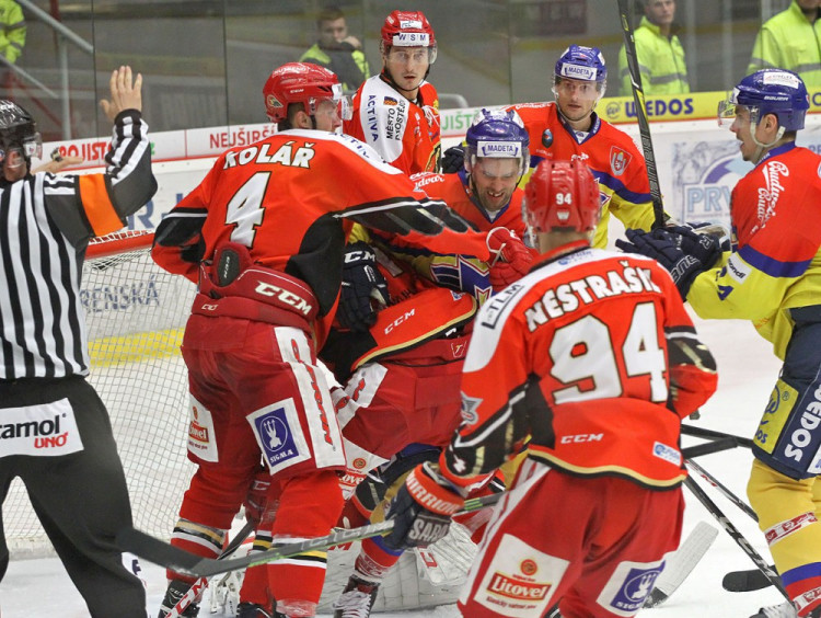 Potyčka v hostujícím brankovišti