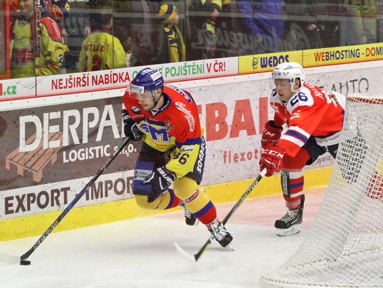 Martin Heřman stíhaný Karlem Nedbalem