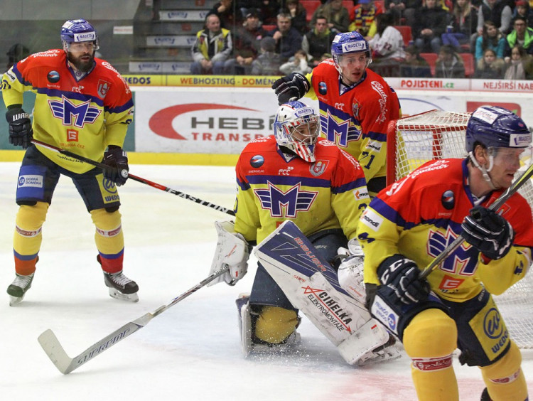 Petr Kváča se svými spoluhráči