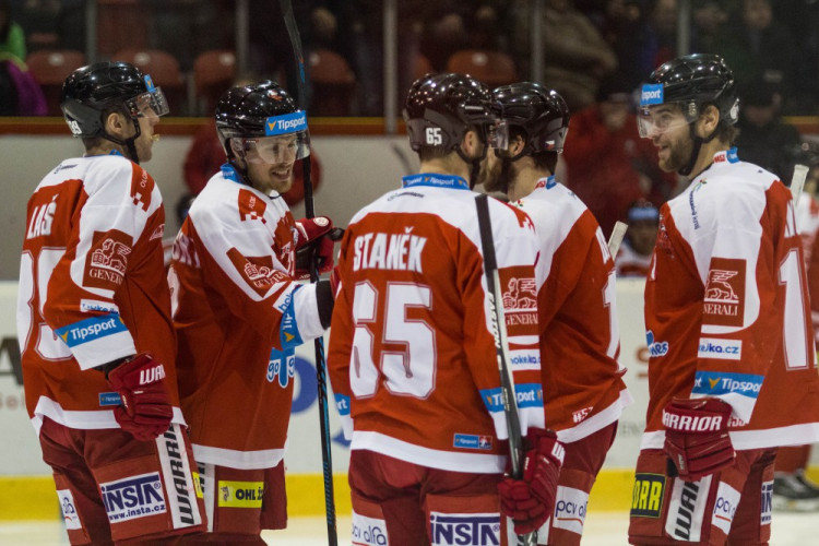 FOTO: Mora v posledním zápasu tohoto roku padla se Spartou, dostala pětigólový nášup