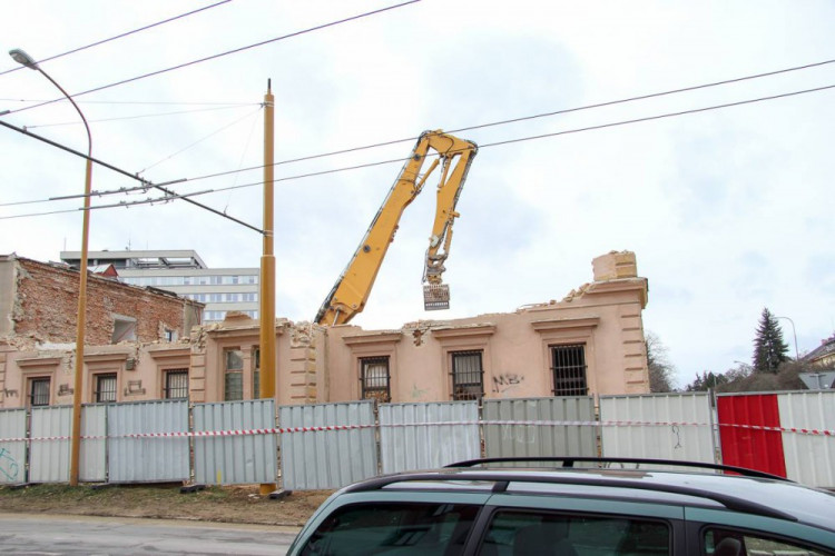 Demolice kasáren v Jihlavě, 4. ledna 2018
