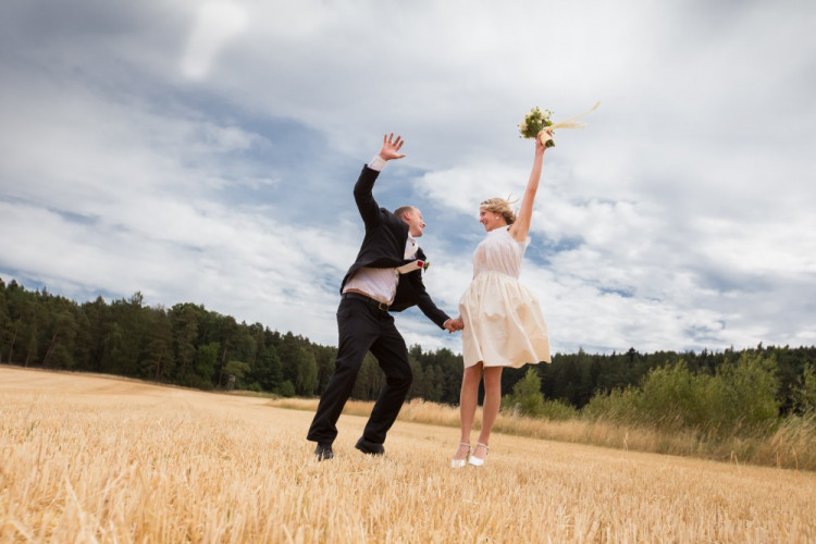 Na svatbě jsme svatebčanům v patách, říkají Bára Fuhrmannová a Nela Pazourková
