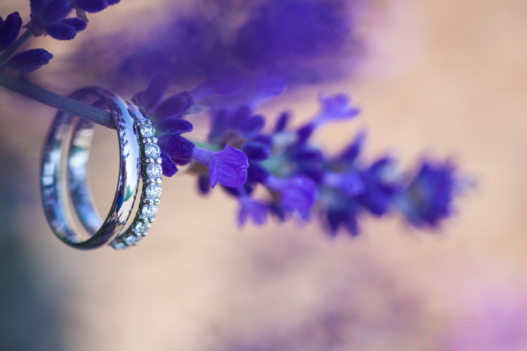 Na svatbě jsme svatebčanům v patách, říkají Bára Fuhrmannová a Nela Pazourková