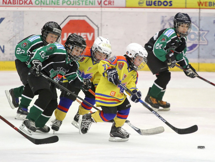 O první přestávce se utkali malí motoráci se svými vrstevníky z Příbrami