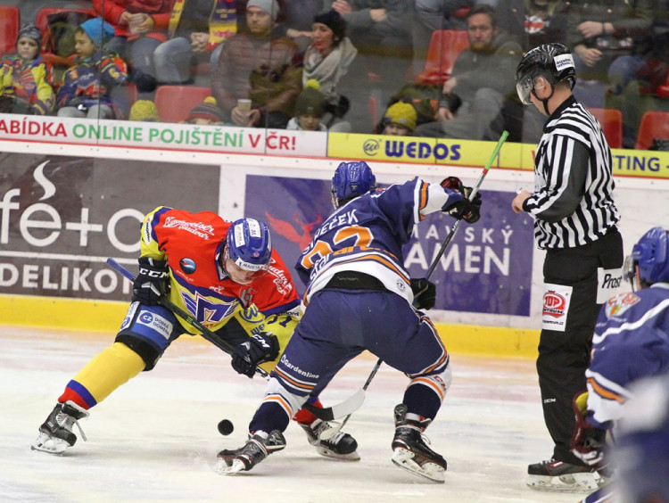 Buly mezi Mikyskou a Šimečkem