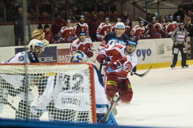 Mora doma podlehla Plzni 2:4, na šití do šaten musel Kuba Galvas a Honza Jaroměřský