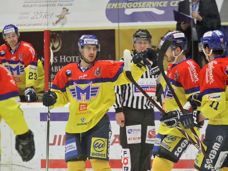 Dvougólový střelec Josef Mikyska