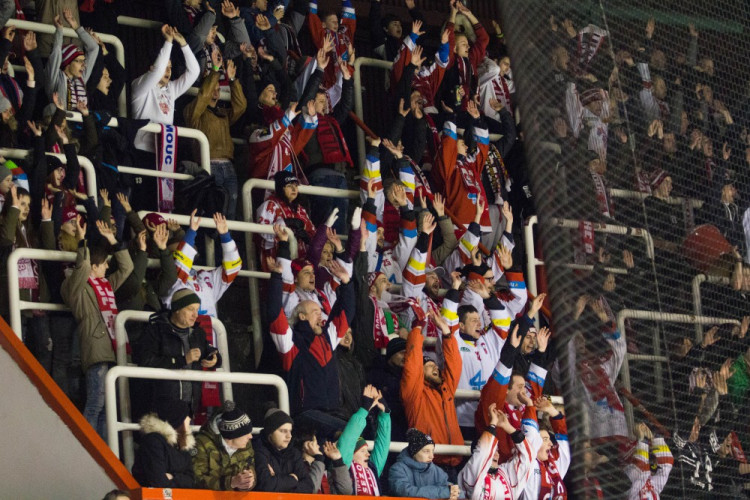 Kohouti po delší době vyhráli doma, Litvínov porazili 4:2