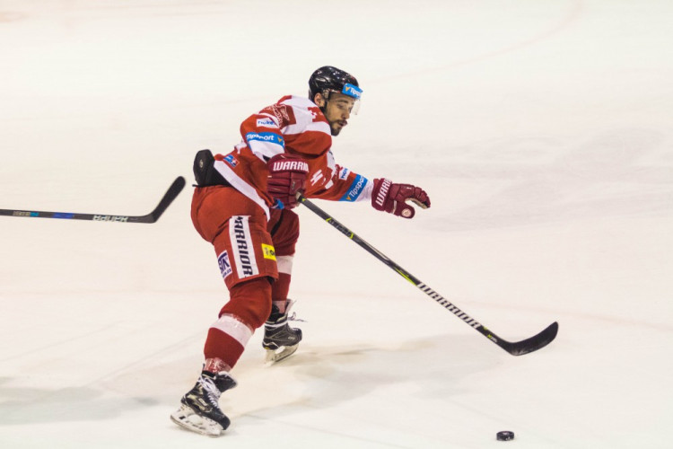 Kohouti po delší době vyhráli doma, Litvínov porazili 4:2