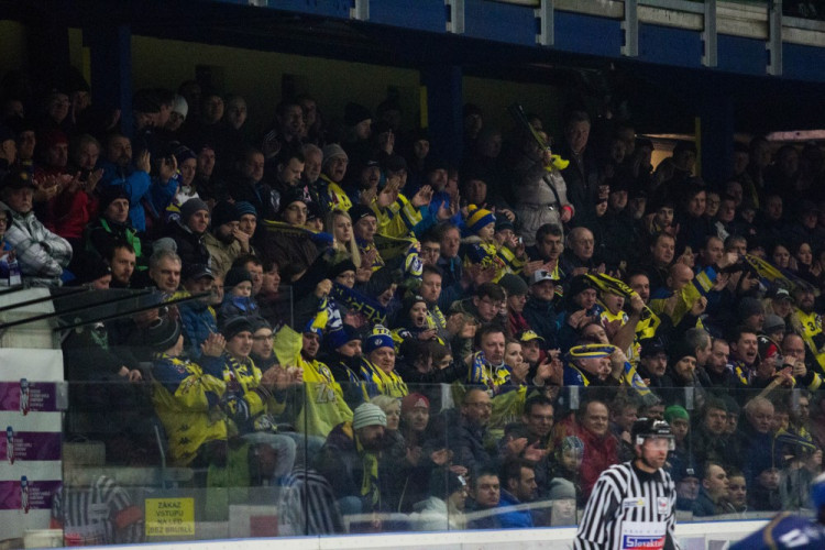 Přerov večer žil na zimáku Jágrem. Zubři navíc porazili Kladno 2:1