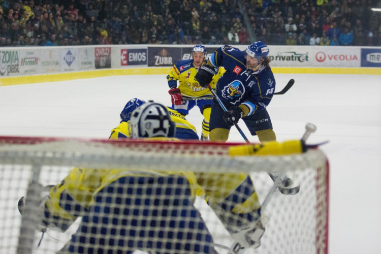 Přerov večer žil na zimáku Jágrem. Zubři navíc porazili Kladno 2:1