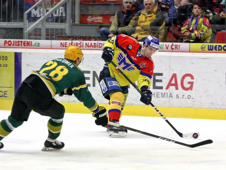 Dělovka Filipa Vlčka skončila mimo branku