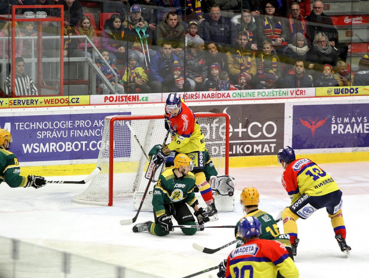 Nejezchleb cloní Šurému, ten ale Nedorostův pokus chytá do lapačky