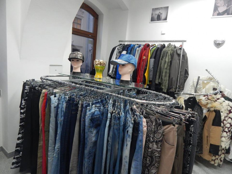 Slavnostní otevření bazárku Hvězdička