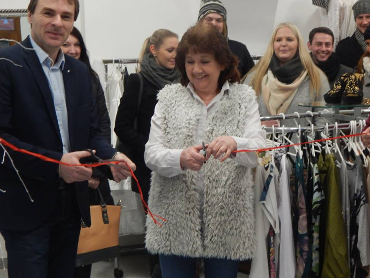 Slavnostní otevření bazárku Hvězdička