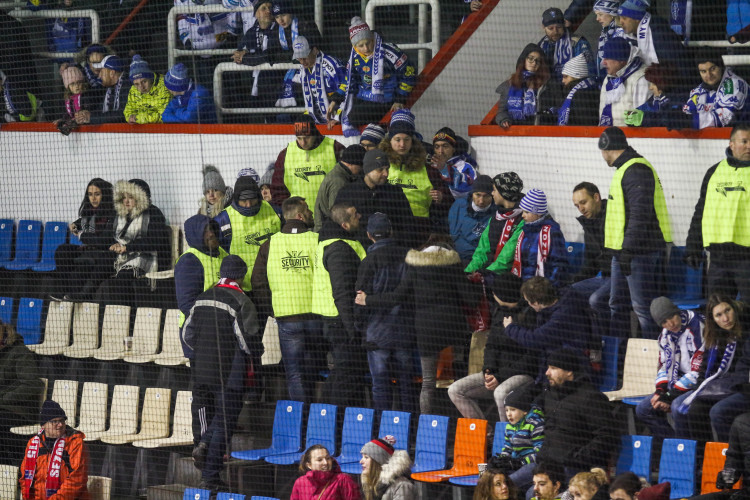 Kohouti nastříleli Kometě sedm gólů a stále živí naději na nejlepší šestku