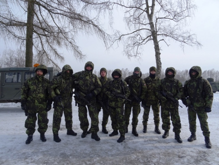 Příslušníci 153. ženijního praporu absolvovali na Libavé tvrdý výcvik v třeskutých mrazech