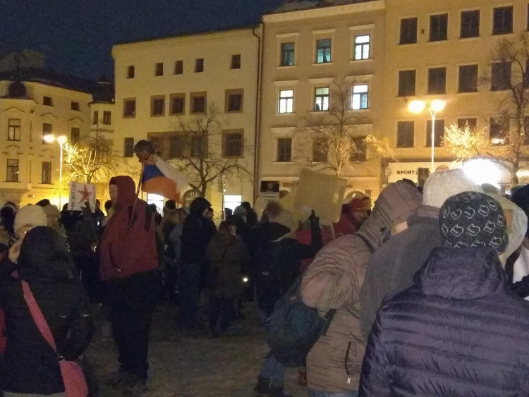 Demonstrace proti zvolení Zdeňka Ondráčka do čela komise pro GIBS