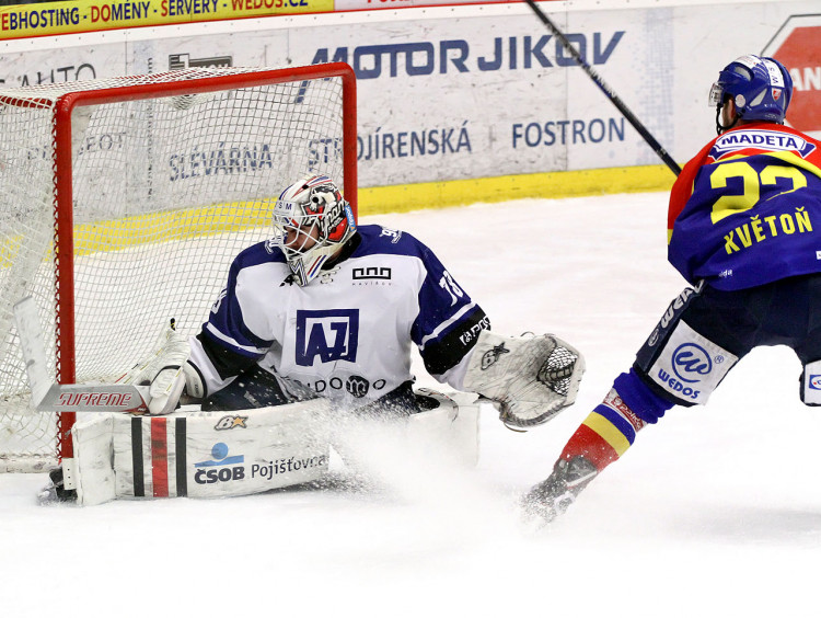 Květoň zvyšuje na 2:0